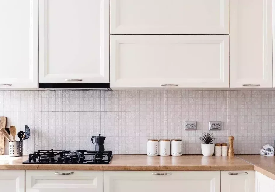 Kitchen-Cabinet-Painting-Cost-AZ_2023-05-24-184535_uzuf_a8c38b