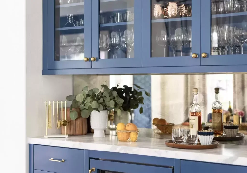kitchen-cabinet-with-kitchenwares-C4PULVN-1024x888.jpg_a8c38b